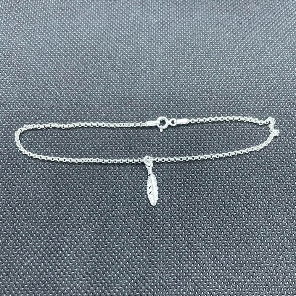 🚫SOLD🚫 SS feather anklet - Picture 2 of 4